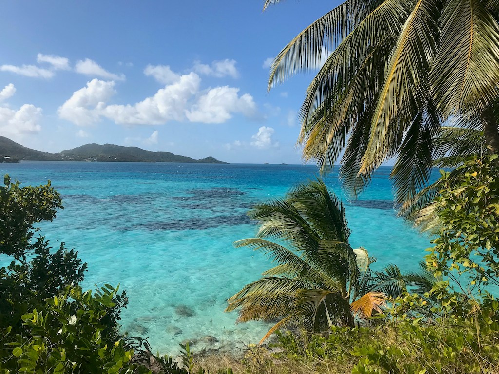 All about Providencia: What to do and tips